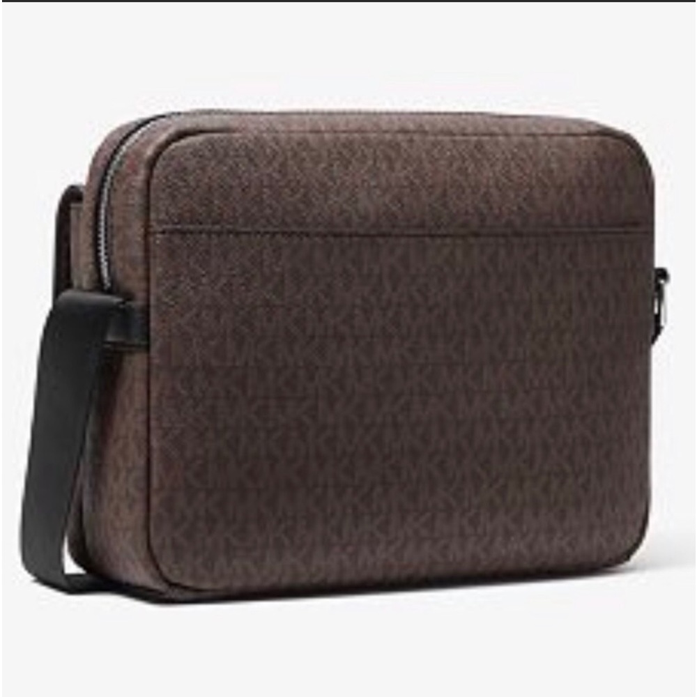 Michael Kors Crossbody - Picture 4 of 6